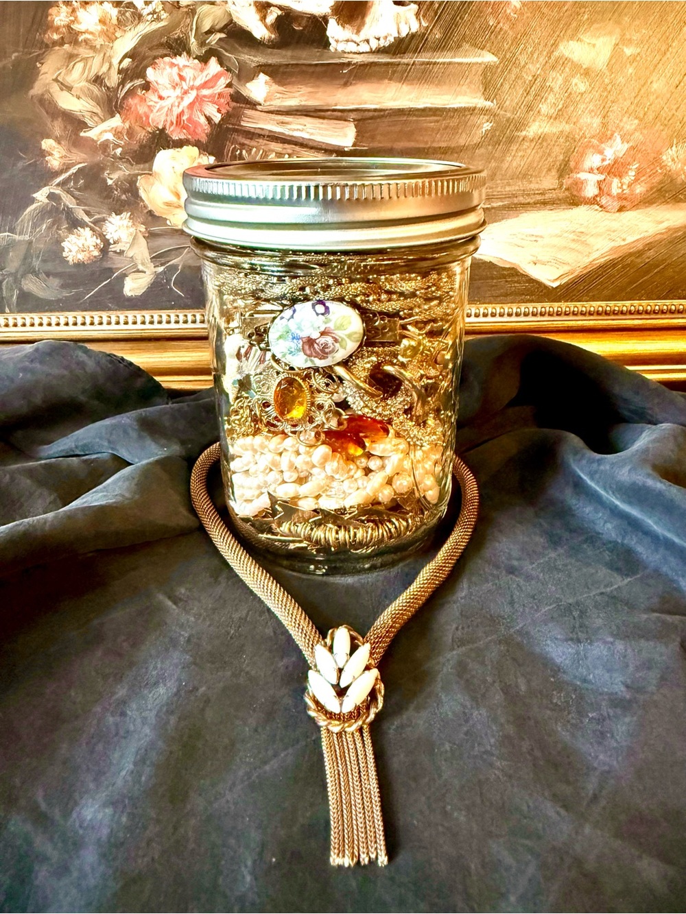 Vintage Mystery Jewelry Jar - Golden Night ๐๐ค๐๐ค - Picture 2 of 7